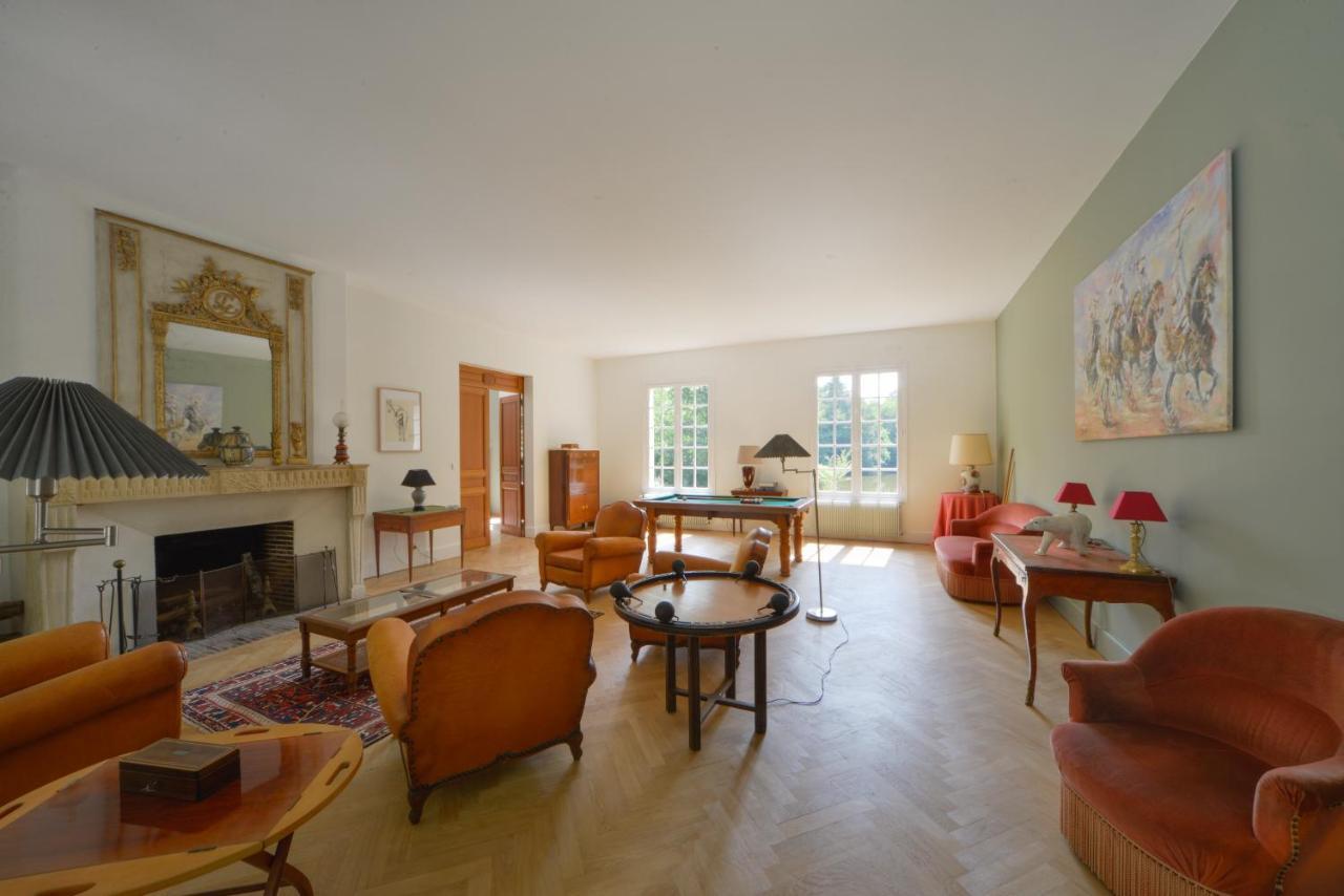 La Genetiere - Grande Maison Avec Etang En Sologne Mery-es-Bois Kültér fotó