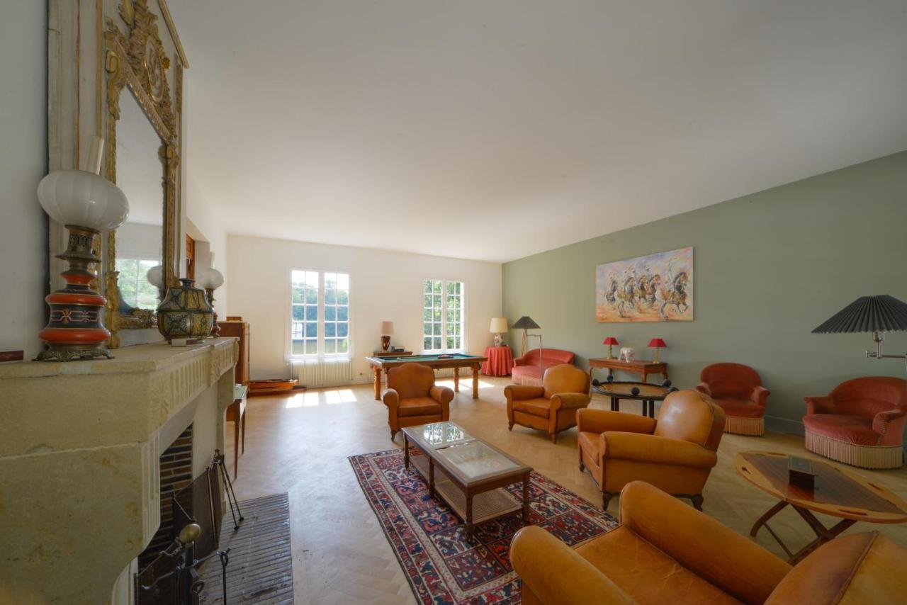 La Genetiere - Grande Maison Avec Etang En Sologne Mery-es-Bois Kültér fotó
